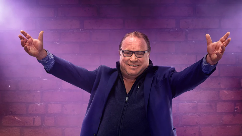 Claes Malmberg återupplivade sin gamla 80-talslegendar Ronny Jönsson, pratade mycket och sjöng Dylan, Van Morrison och Gilbert O’Sullivan.
