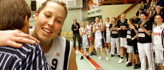 Legendarerna med Mikaela Braf • Trots landskamperna: "Höjdpunkten är förstås SM-guldet med Visby Ladies"