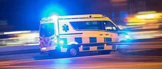 En till sjukhus efter singelolycka