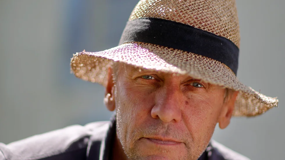 Håkan Nesser är en av Sveriges mest rutinerade deckarförfattare. Senast gav han 2021 ut boken "Schack under vulkanen".