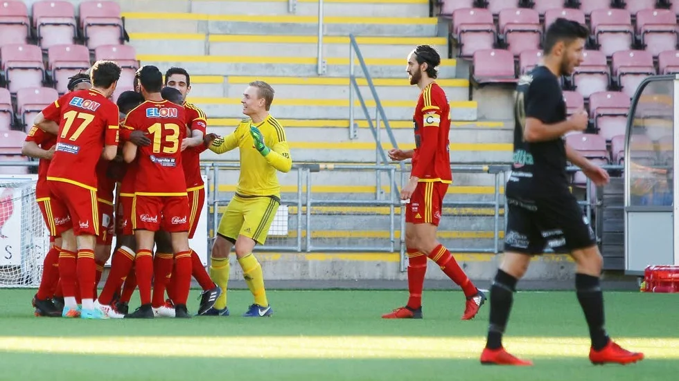 Syrianska bortaslog Farsta med 3–2 under fredagskvällen.