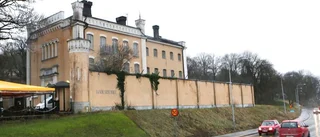 Så mycket vill han ha för fängelset
