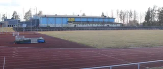 Vem ska klippa gräset på landsbygdens fotbollsplaner?