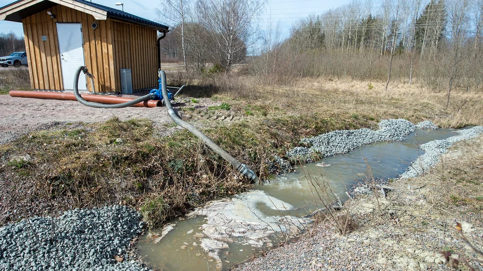 Fel på pumpstation vid Arnöleden.
