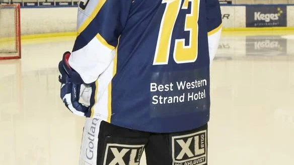 Tröja. Visby Romas Matthias Sundberg har inga problem med att bära tröja nummer 13.
