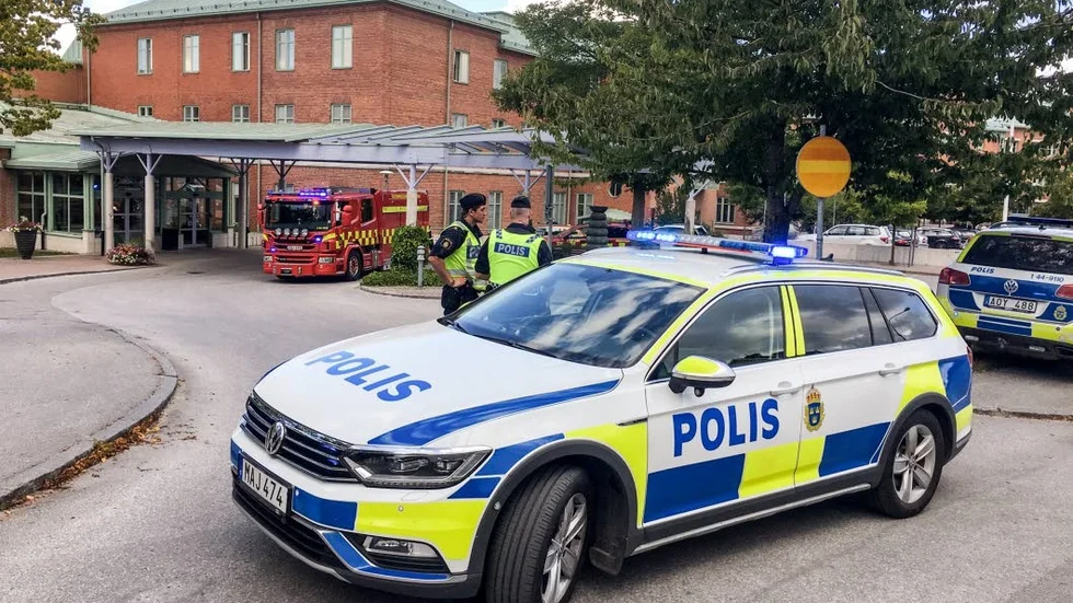 En överläkare kritiserar rutinerna vid brand på lasarettet.