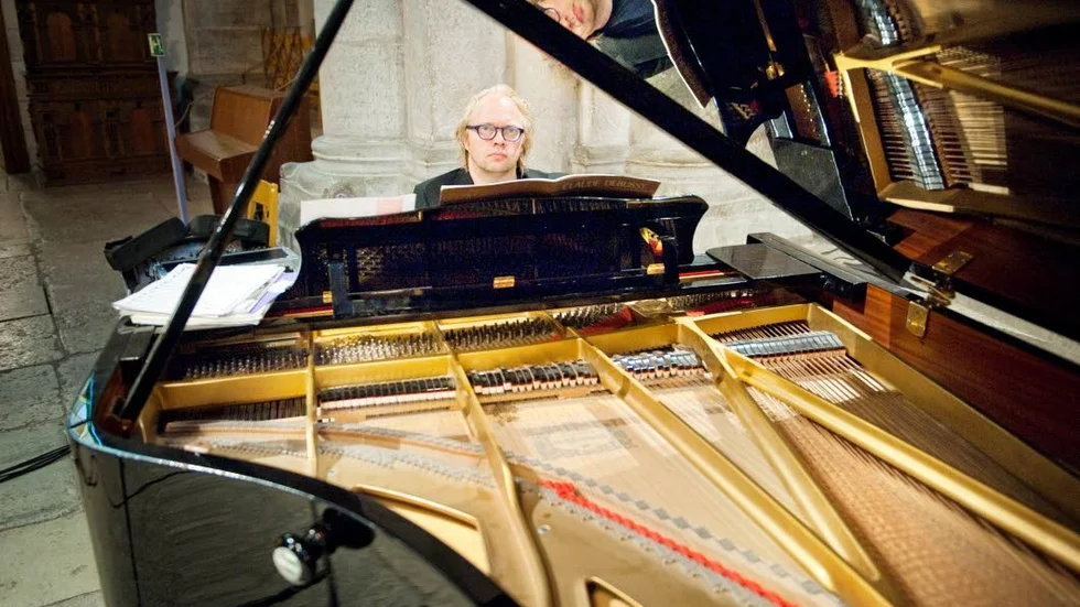 Roland Pöntinen är en av musikerna som spelar under Liten Kulturvecka på Fårö.