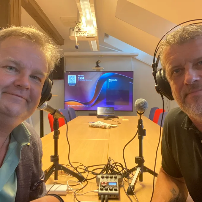 Speedwaysnack. Domaren Stefan Andersson Skill gästar Sportsnack, MVT:s podd, hos Jens Bollius. Om regn och speedway och stjärnor som inte kommit. 