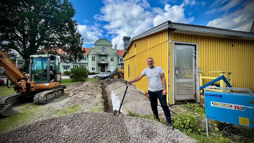 Det var oroligt ett tag för Adris Abdullah Ibrahim, som nu är redo för nya tag i den gula kiosken på Torggatan.