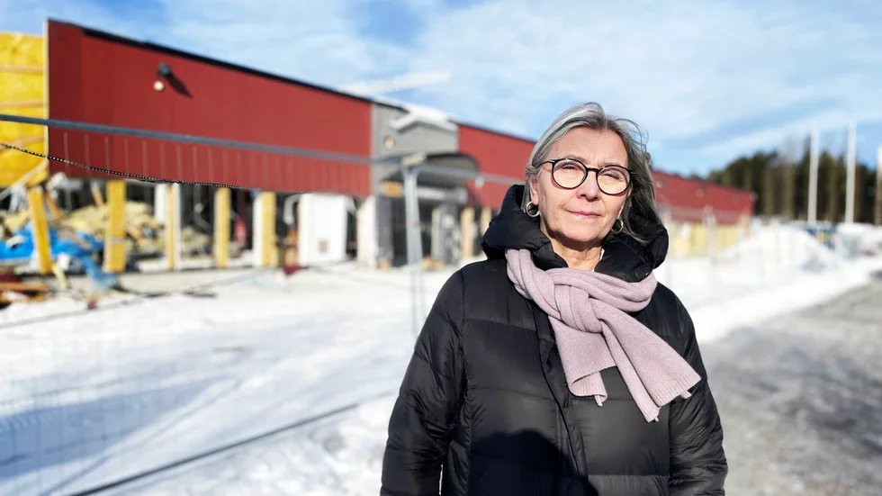 "Det är tragiskt att en byggnad inte håller längre", säger Gunilla Lundström och syftar på att Hertsöskolan livslängd blev ungefär 50 år.