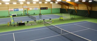 Tennisklubben slipper amortera för hallen – för tredje gången