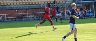 Förre allsvenske stjärnan målskytt efter kvart i derbyt