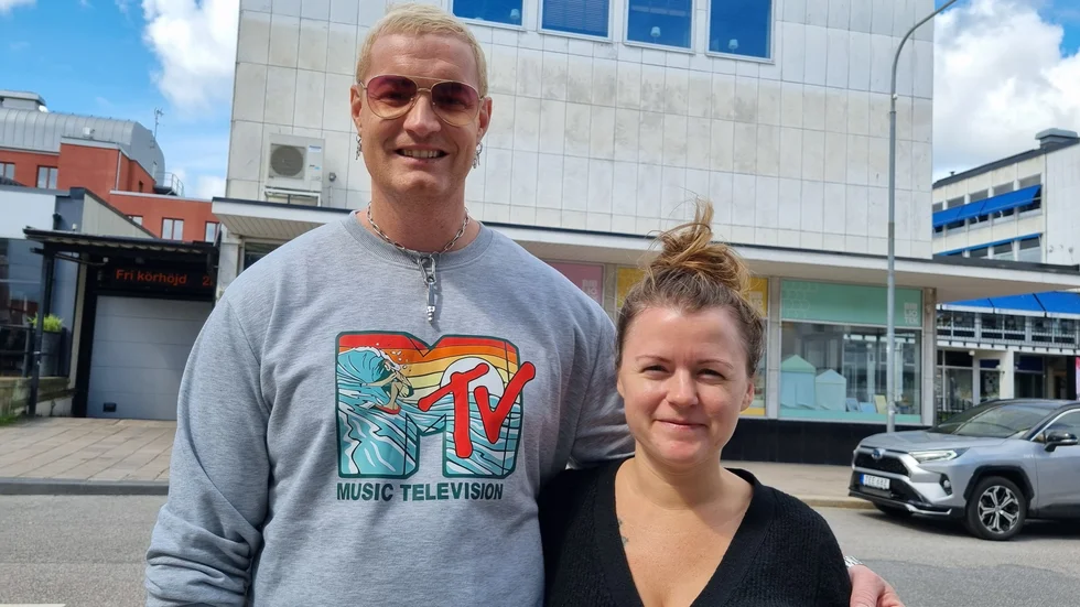 Mattias Börjesson och Elin Lundh är på semester men känner till Västervik väl.