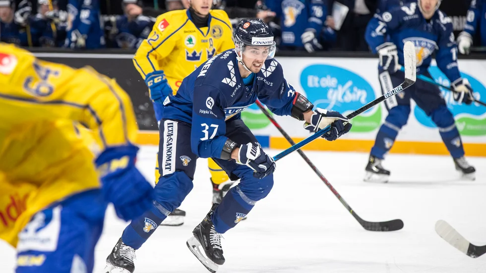 "Jag ser verkligen fram emot att bli en del av laget", säger Eetu Koivistoinen.