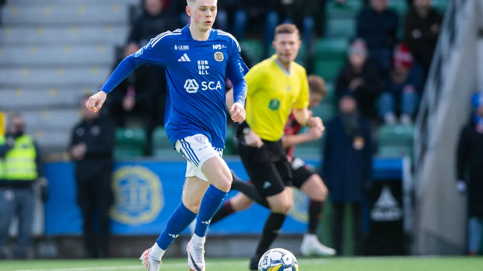 Gustav Nordh i GIF Sundsvall-tröjan.