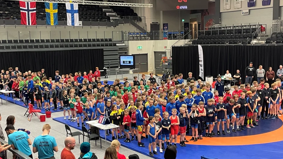 Luleå Power Games 2024 lockade inte bara brottare från norra Sverige. Även barn och ungdomar från Norge och Finland intog mattorna i Luleå Energi Arena.
