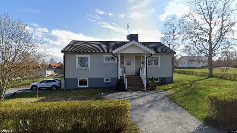 Åkervägen 12