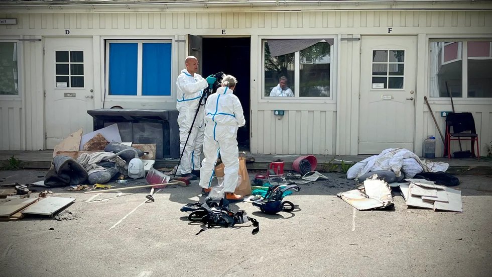Mannen satt eld på bostaden i juni i år.