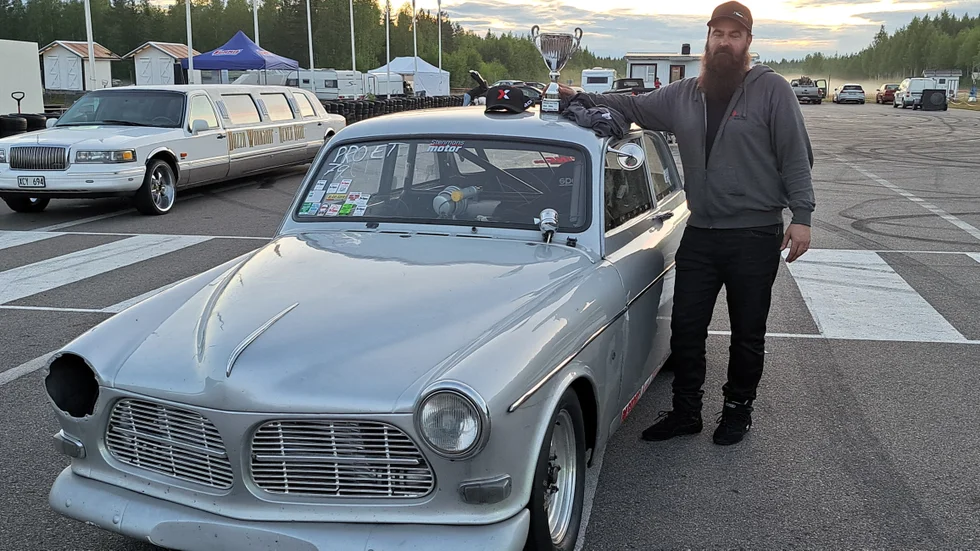Daniel Westerlund, Piteå, med sin snabba Volvo Amazon.