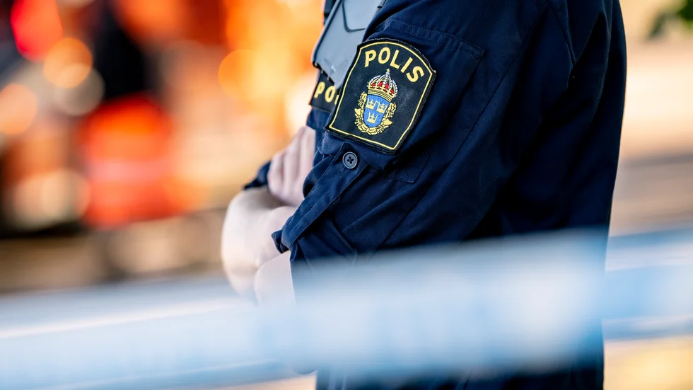 Polisen fick ta emot två anmälningar om personrån under onsdagskvällen.