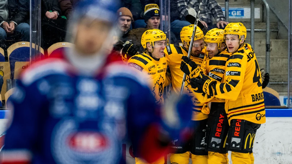 AIK fick jubla först när tredjekedjan gav laget ledningen i första perioden.