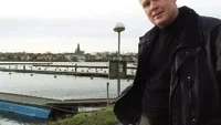 Bolaget Västerviks Gästhamn, med Blå Kustens marina, har av Åke Lundsten
sålts till Johnny Landgren från Lund. På fredag i nästa vecka lämnar Johnny
med fru och två barn Lund för att bosätta sig i Västervik.