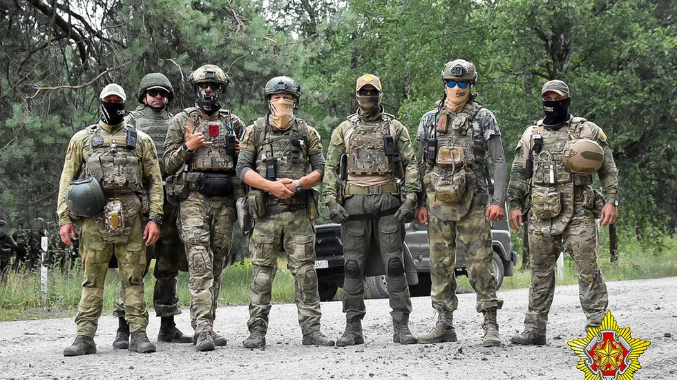 Belarusiska soldater tränar tillsammans med Wagnersoldater i Belarus. Fotot kommer från Belarus militär.