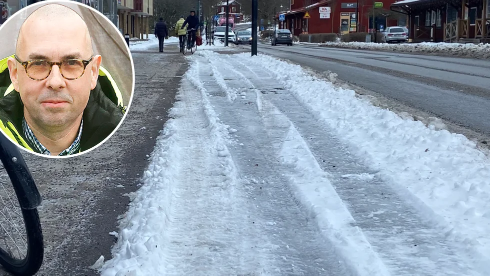 Tomas Bonér, gatuchef i Gnesta säger att det svåraste med vinterväghållningen är när vädret vägrar bestämma sig. Ömsom kallt, ömsom plusgrader och så lite snö på det. Då blir det många utryckningar med plog-, sand- och saltbilar.