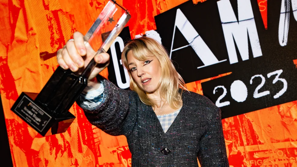 Veronica Maggio, hyllad och framgångsrik. Men hur insatt är hon och andra artister i konflikten mellan Israel och Palestina?