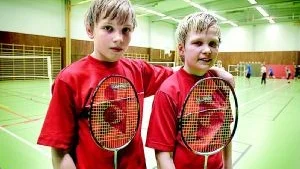 Duktiga badmintonspelare. För Filip Myhrén och Didrik Westerholm väntar stora tävlingar de kommande veckorna. Först SM och sedan en internationell tävling i Danmark.Foto: ANDERS STEINER