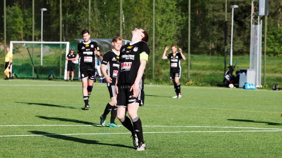 Stefan Jansson hade Fannas bästa chans mot Rimbo.