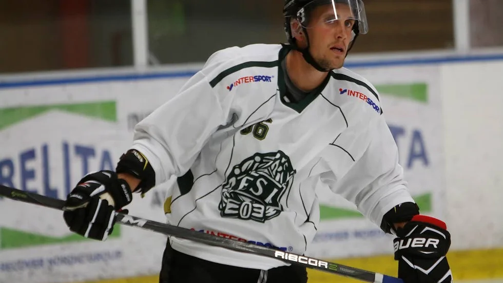 Robin Nilsson lånas ut till Almtuna.