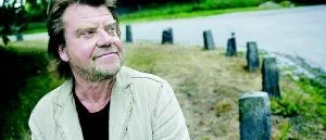 Tennander skriver igen