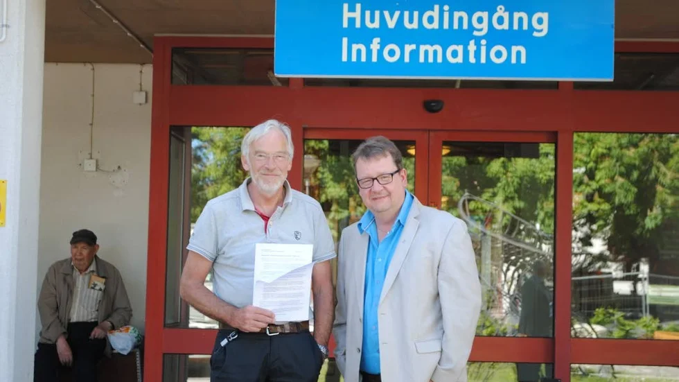 Motionärer. De båda folkpartisterna, Åke Aldman och Pierre Edström, vill införa närvårdsteam i Västervik för att bland annat minska trycket på akutmottagningen.