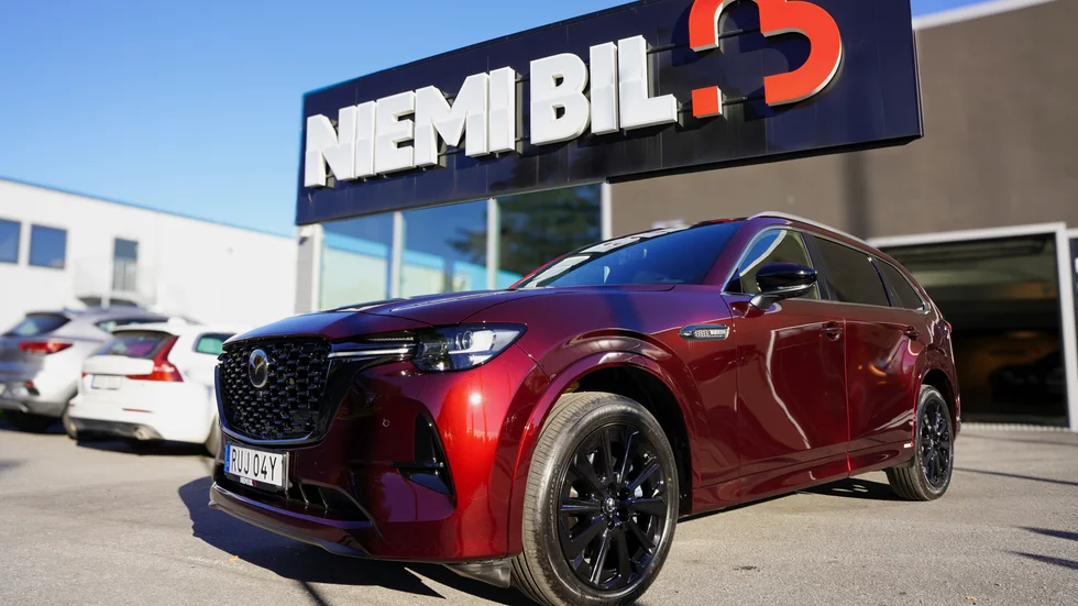 Mazda CX-80 har fyrhjulsdrift även när den enbart går på el, vilket är ovanligt för laddhybrider. 
