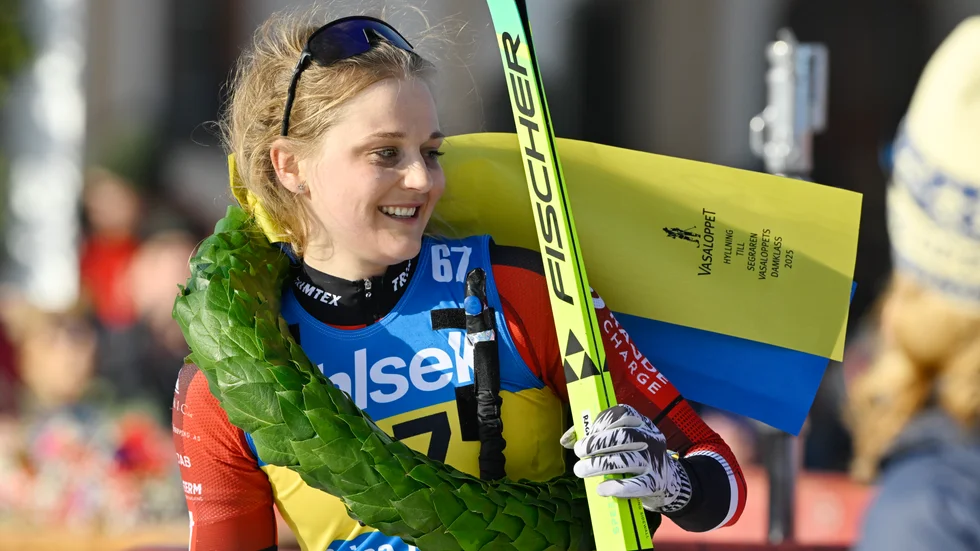 Debuterande Stina Nilsson vann Vasaloppet 2025.