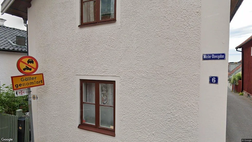 Mäster Olofsgatan 6