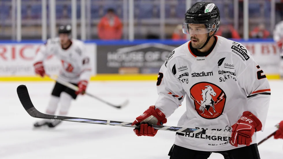 Gustaf Gardell har tagit över rollen som kapten efter Jesper Samuelsson. 