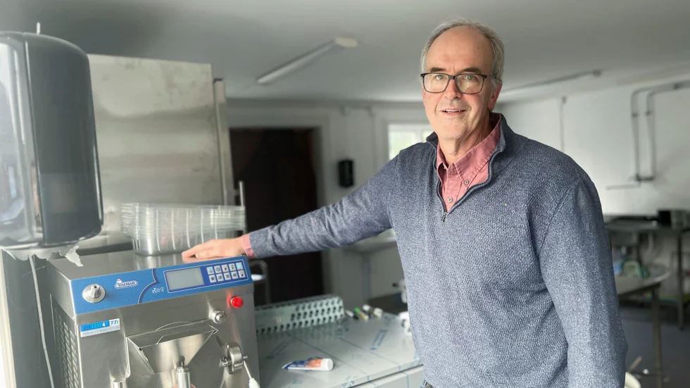 Chris Wall berättar att han gillar att göra glassmaker som han själv gillar. Men vill även erbjuda de klassiska smakerna. 