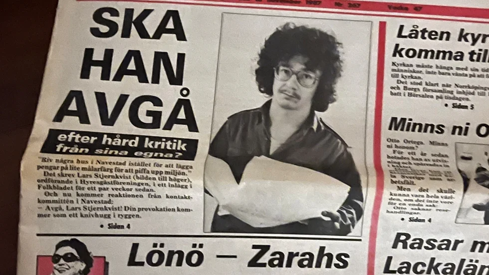 Här ser vi en av alla "puffar på ettan" som Lars Stjernkvist har "ställt till med" i Folkbladet under årens lopp. Då var det 18 november 1987. På dagens ledarsida - där han själv arbetat för några decennier sedan - kan vi läsa Stjernkvists reflektioner apropå Folkbladets nedläggning den 31 december i år. 
