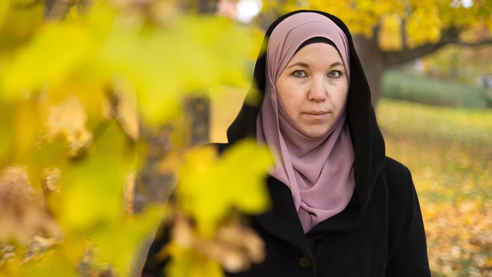 ”Att Ibn Rushd medverkar på MR-dagarna har väckt ett par frågor lokalt. Frågor som menar att Ibn Rushd skulle vara en organisation som kränker mänskliga rättigheter.” Anna Waara, förbundschef på Ibn Rushd.