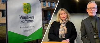 Köper in konsulter för att vända ekonomiska krisen