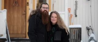 Letade i fem år efter rätta huset – nu har smederna hittat hem