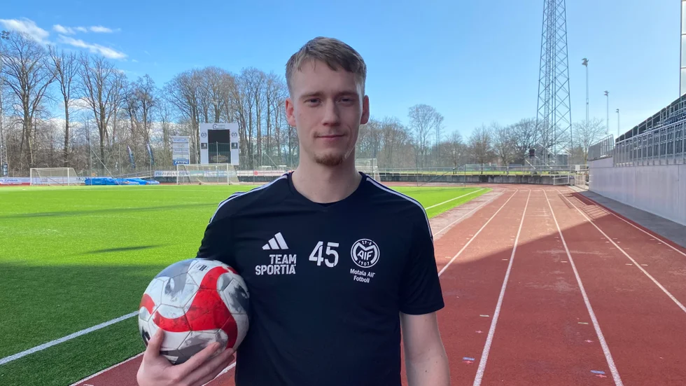 Nyckelspelare. Bara 24 år gammal är Axel Qvist en av Motala AIF:s rutinerade spelare i division 2 i år. Han gör sin åttonde säsong i A-laget. "Jag vill uppåt och det vill jag med Maif", säger Borensbergssonen.