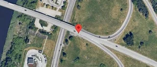 Stopp på E20 på grund av en singelolycka