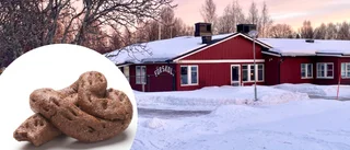 I Norrfjärden behöver hundägare tydligen inte ta upp efter hunden
