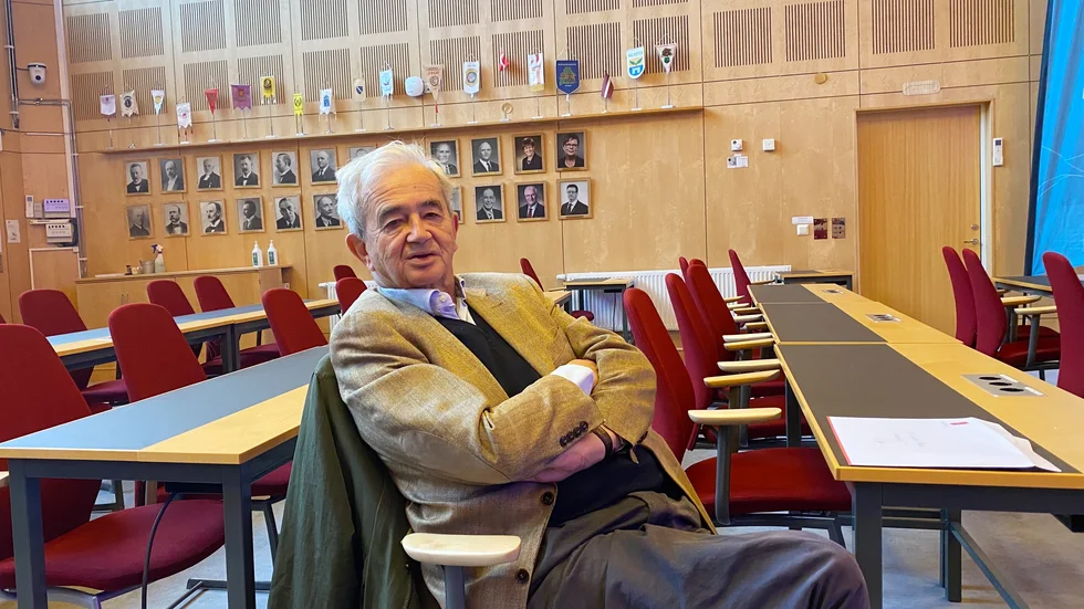 Carl-Gustaf Mörner (M) lämnar kommunpolitiken i Finspång  efter 37 år. "Mycket har varit roligt men politik tar tid. Det ska man komma ihåg", säger han.