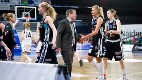 Klappat och klart för en ny seger. Mikael Johanssons Northland tog andra raka vinsten i kvartsfinalgruppspelet.