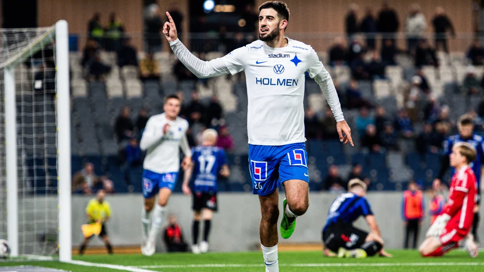 Kristoffer Khazeni.
