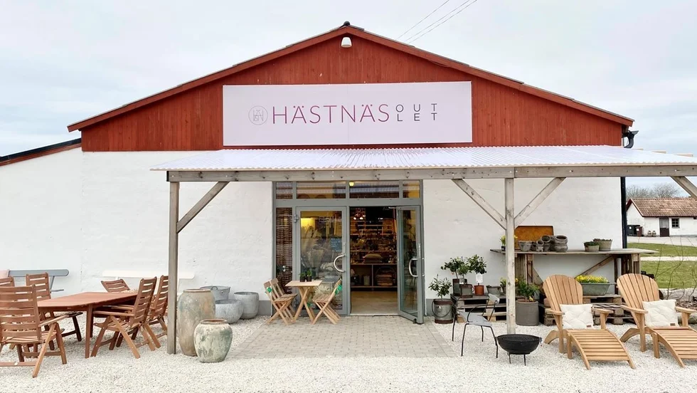 Butiken öppnade 2020 och ligger strax utanför Visby. På adressen fanns tidigare en liknande butik, Iittala outlet.
